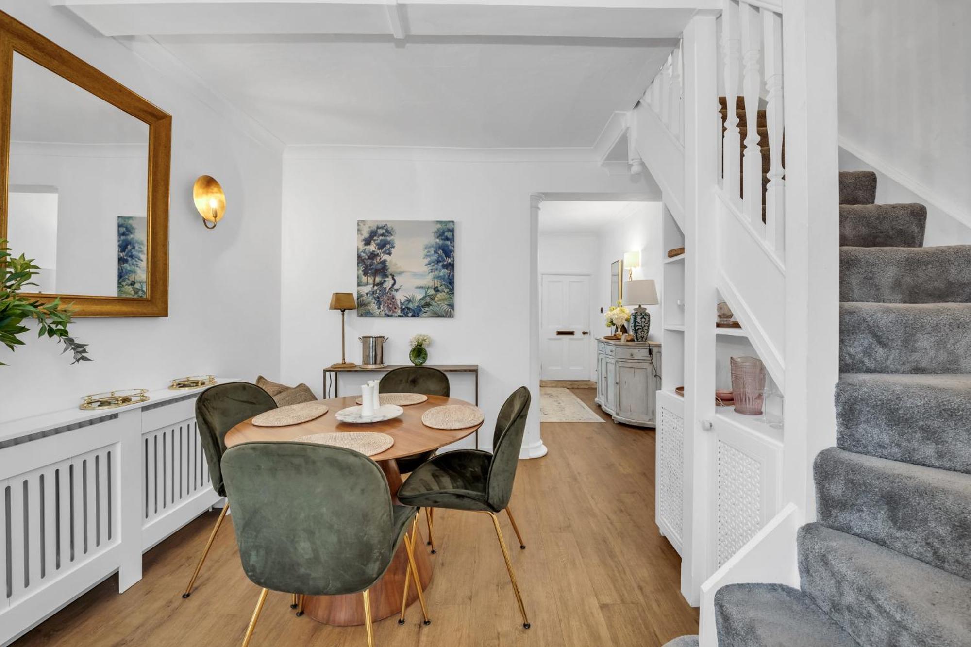 Charming Church Walk, Long Melford - 2 Bedroom Property With Parking Bagian luar foto