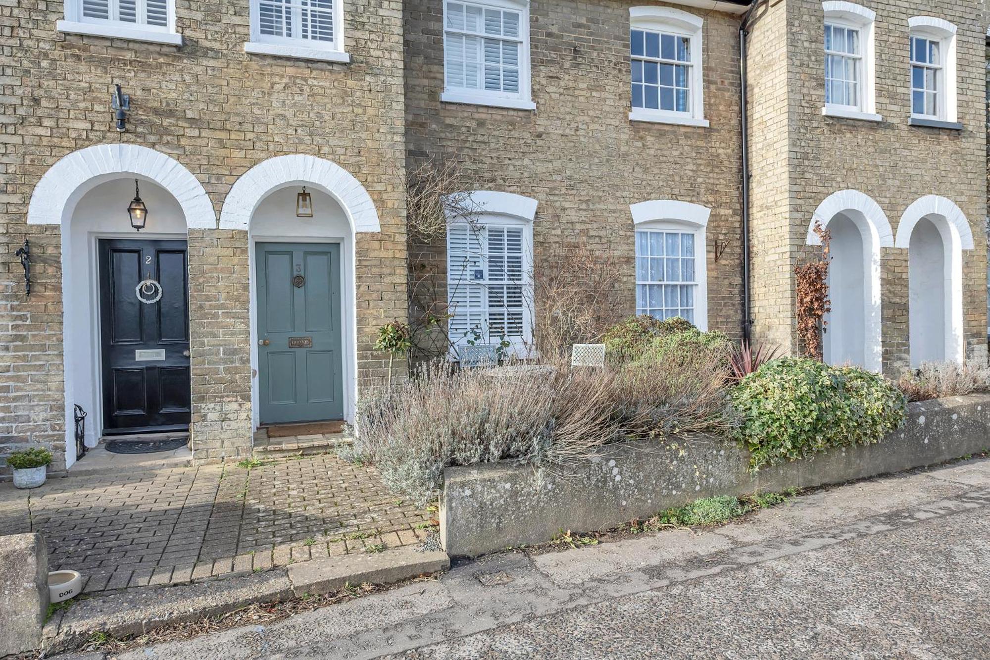 Charming Church Walk, Long Melford - 2 Bedroom Property With Parking Bagian luar foto